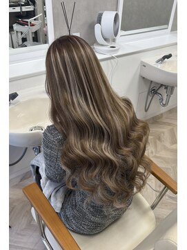 ショウルームウメダ(SHOW ROOM UMEDA) ハイライトエクステ