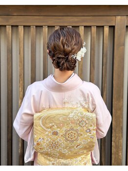 バサラ 池袋店(VASARA)の写真/和装ヘアセットと着付けで、入学式やお宮参りも完璧に!特別な日を演出☆