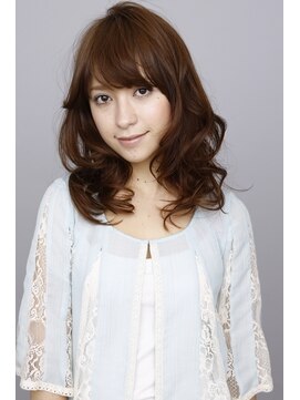 シャンプー 本店(SHAMPOO) リラックス感漂う大人セミディ