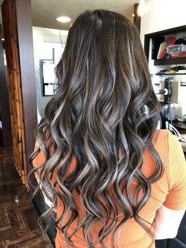 レヴェリー(REVERIE) #プルエクステ#エクステ#ハイトーン#超音波トリートメント