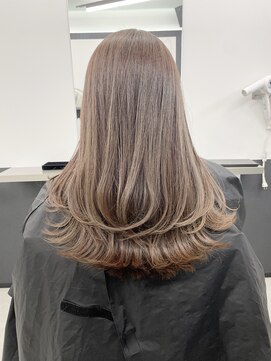 オーティティ(O-TETE) O-TETE 赤み消しモカベージュ