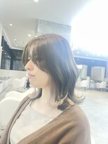 リタブランシェ(Lita branche) ペールベージュ×外ハネくびれロブ　"木村照秋"