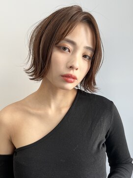 ヴェイン 渋谷(vain) ★くびレイヤー黒髪エモージュ小顔レイヤーロンググレーベージュ