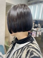 ゼスト クレス(ZEST Cres)&nbsp;【立川cres奈佳子】ネイビー×ミニボブ