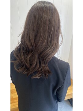 ビューバイネオリーブ 用賀店(Beau'r by neolive) カールセミディシアーカラーレイヤーカット《用賀》