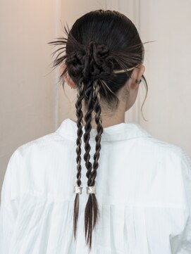 ミーム 原宿 表参道(meme) 和装にもお呼ばれにも◎カチモリポニー