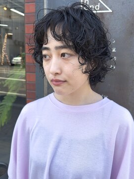 アネンド(anend) 【stylistカメナシ】しっかりカールのショートスタイル