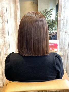 シック 大宮西口(CHIC) ブリーチなし明るめベージュ切りっぱなし