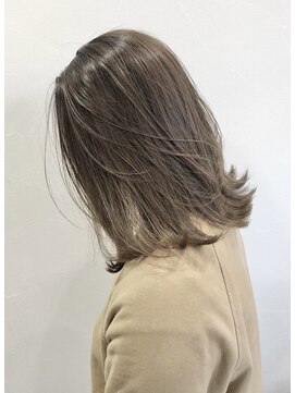 ラックセカンドスペース(LUCK 2nd SPACE) ハイライト/シルバーベージュ/八千代台/勝田台/ケアブリーチ