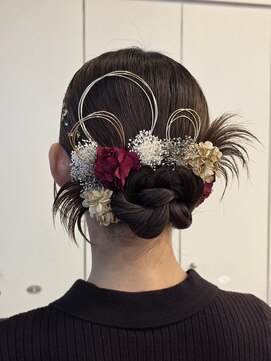 プランタンアヴェダ(printemps AVEDA) 上品華やか◎カチモリスタイル