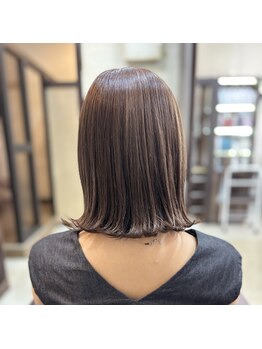 トレセッテ(tre sette)の写真/理想や髪質に合わせた厳選トリートメントで、うる艶×まとまりのある美髪へ。Aujuaソムリエも在籍♪