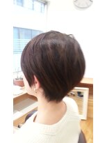 ■頭の形が綺麗に見えるショートレイヤー
