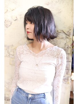 トヌコア ルア 下北沢店(TONUKOA RUA) 《ToanukoaRua》大人カジュアルな外はねボブ