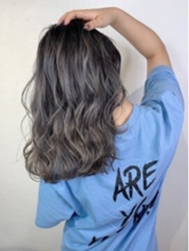 アンダーバーホワイト 天神店(_WHITE) バレイヤージュ