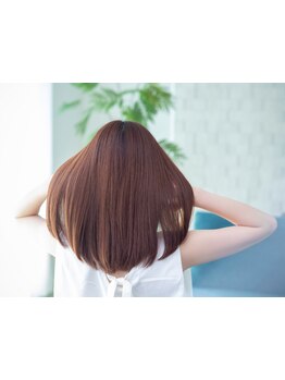 【ダメージレスの酸性ストレートがおすすめ◎】今までにない、潤いたっぷりの質感を実感してください☆