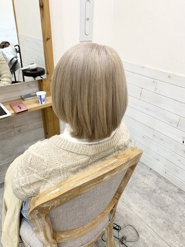 ヘアアンドメイク ルシア 奈良店(hair & make Lucia) 白髪ぼかしホワイティーベージュ