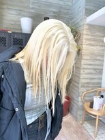 ヲタク(wotaku.)&nbsp;ダブルブリーチケアブリーチホワイトカラー抜きっぱなしブロンド