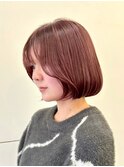 ピンクベージュ丸みショートボブマッシュショートくびれショート