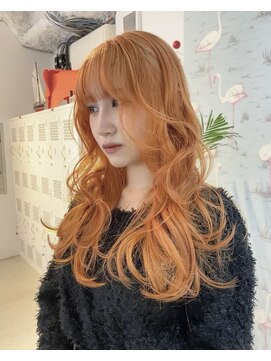 スリー(three) orange color