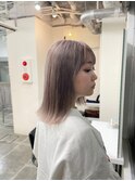 ピンクラベンダー/ピンクベージュ/レイヤーボブ/顔まわり/透明感