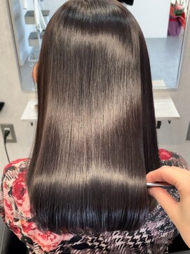 エル(Ele.) 髪質改善美髪矯正【Ele.】