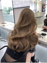 リリー(Lilley)&nbsp;【西村光平】艶カラー/前髪顔周り/韓国ヘア