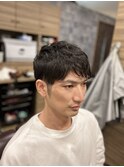 20代30代ビジネスナチュラルツーブロック刈り上げ