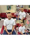 -80's American barber shop-