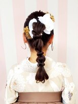 ヒャン(hyang)&nbsp;ゆるふわポニーアレンジ