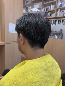 髪屋ヨッチ(yocchi) 刈り上げショート