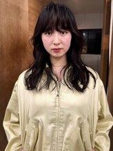 シーン(SCENE)&nbsp;顔周りカット ニュアンスパーマ 黒髪 10代 20代 レイヤーカット