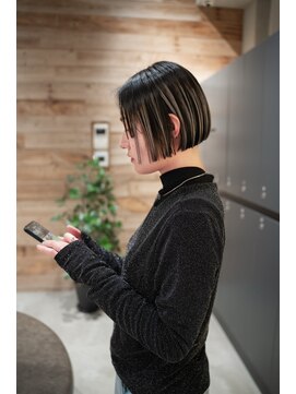 ベイショア(Bay Shore NY) ミニボブプレイングカラーグレージュ