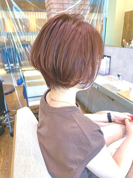 スピンヘアーフラッフィ 茨木(Spin hair fluffy) 可愛い似合わせショート/顔周りカット/髪質改善