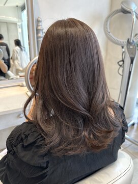 ザックラフィネ(ZACC raffine) 韓国風/オリーブベージュ/くびれ巻き/艶カラー/艶髪/20代/30代