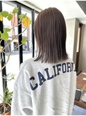 ハイライト　白髪ぼかし　グレイアッシュ　メッシュ　西田
