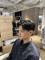 ウノプリールヴァモス(unopulir Vamos) 大人メンズヘアニュアンスパーマ刈り上げ黒髪前下がり