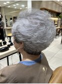 白髪×上品ショート70代80代