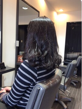 ヘアーズミンク ハグラザキ(Hairs mink Hagurazaki) ゆるカール