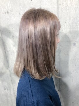 サロンドミルク 原宿(salon de MiLK) 秋冬人気のボブディ×アッシュブロンド