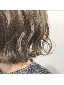 リジョイスヘア エン(REJOICE hair EN) ヌーディーベージュ☆ショートボブ【REJOICEhair EN 根本亜弥】