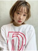 ナチュラルくびれロブ_外ハネボブアッシュブラウン_56996