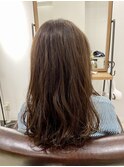 くせ毛を生かしたセミロング