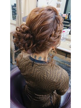 エヌエービー 池袋店(N.A.B.) ルーズアップ