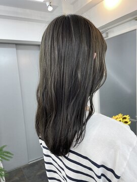 イコ 表参道原宿(ico) オリーブグレージュ