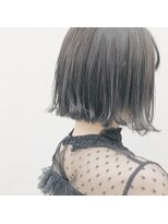 切りっぱなしボブ/透明感/グレージュカラー【AND CHILL渋谷】