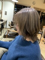 ジャーニー(journey)&nbsp;外ハネミディアム×抜け感カラー