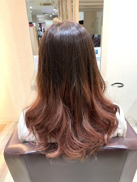 レーブ バイ ファースト 岩切店(reve by first) ピンクベージュグラデーション