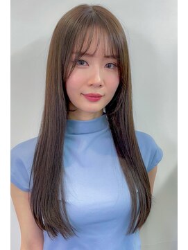 アミ 江坂(amie) ブリーチホワイトグレージュダブルカラーレイヤー韓国顔周り江坂