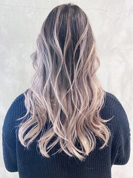 シオン(shion) ロング顔周りレイヤーくびれヘア_ba324032