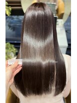 イオス(EOS)&nbsp;酸熱トリートメントでしなやかな艶髪！